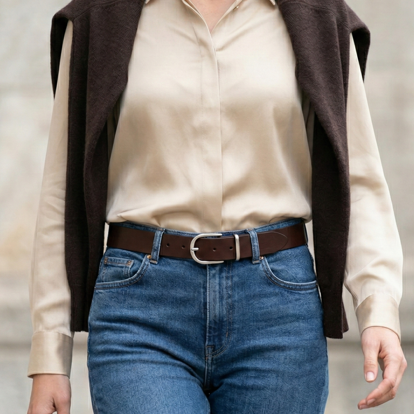 Weicher Jeansgürtel für Damen, Ledergürtel „Antonia" in Braun, 3,5cm breit, Silberschnalle