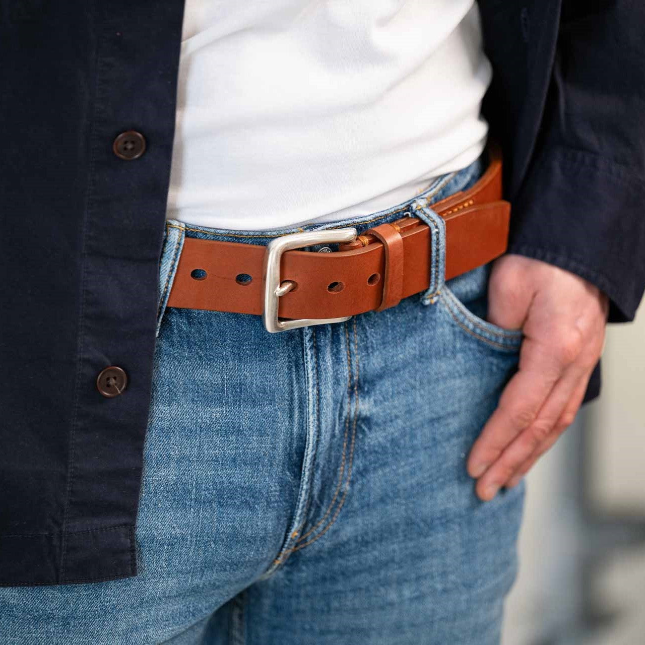 Herrengürtel aus extra dickem Ochsenleder in hellem braun