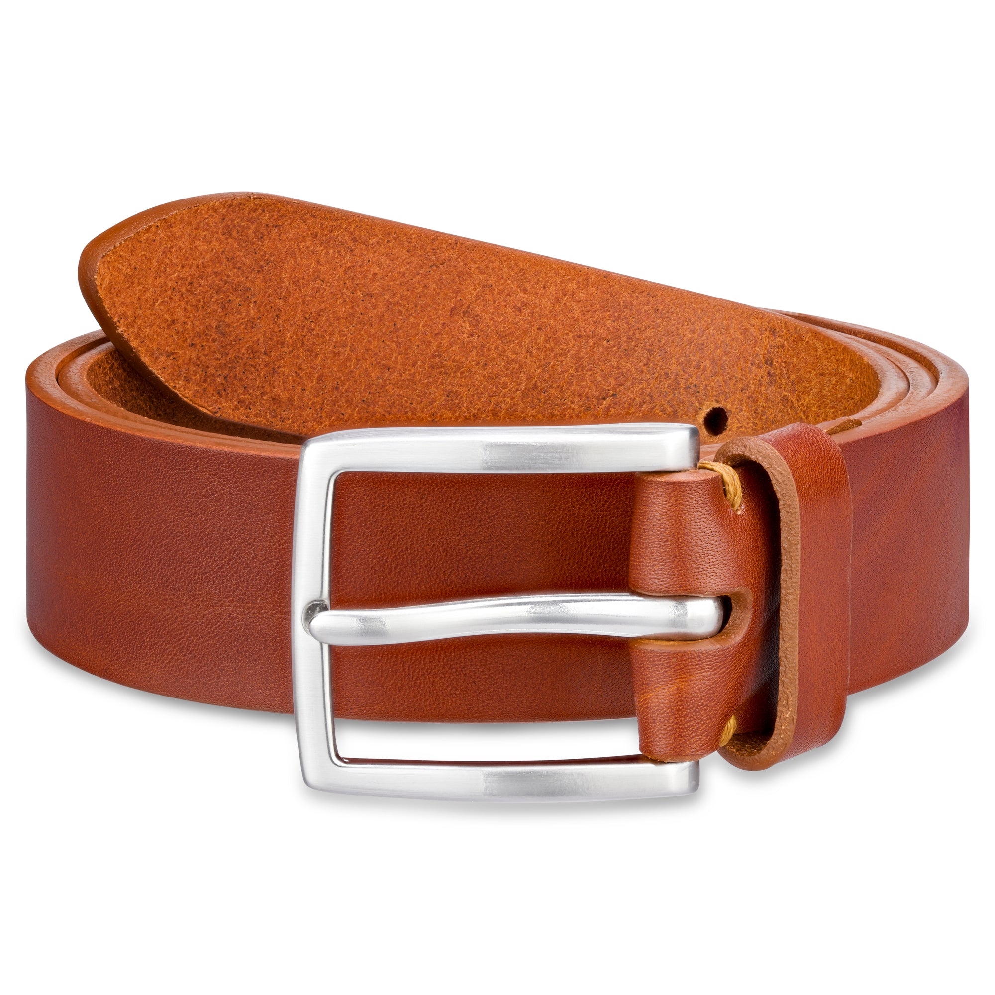 Schmaler Herren Rindledergürtel in Cognac aus dickem, pflanzlich gegerbtem Leder mit silberner Gürtelschnalle. Die Gürtelschnalle ist mit dickem Sattlergarn von Hand vernäht.