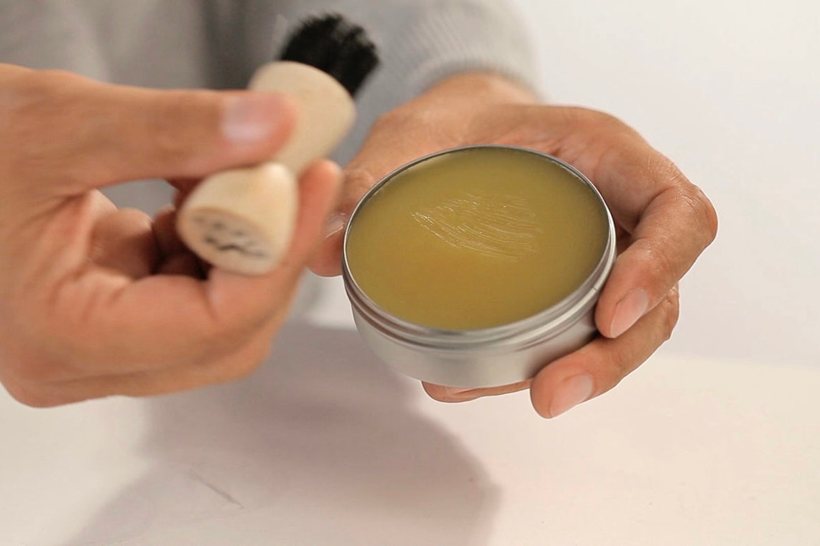 Pflege- und Reinigungsanleitung für vegetabil gegerbtes Leder