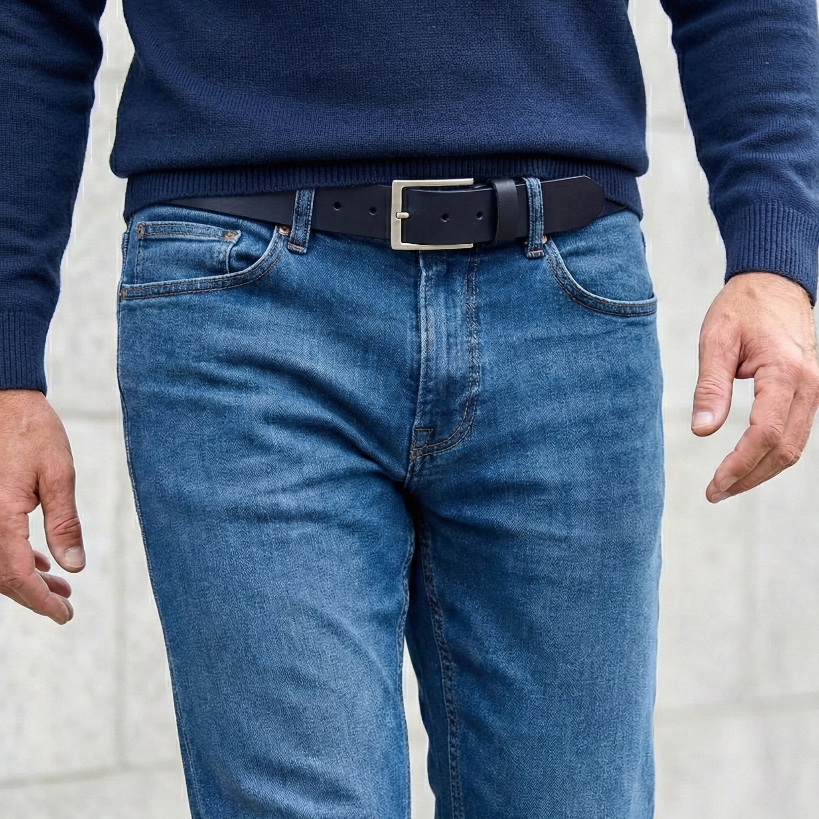 Bestseller: Herren Jeansgürtel in Blau, 4 cm breit: „Vincent“ – unser all-time-classic Ledergürtel zur Jeans - weich und anschmiegsam