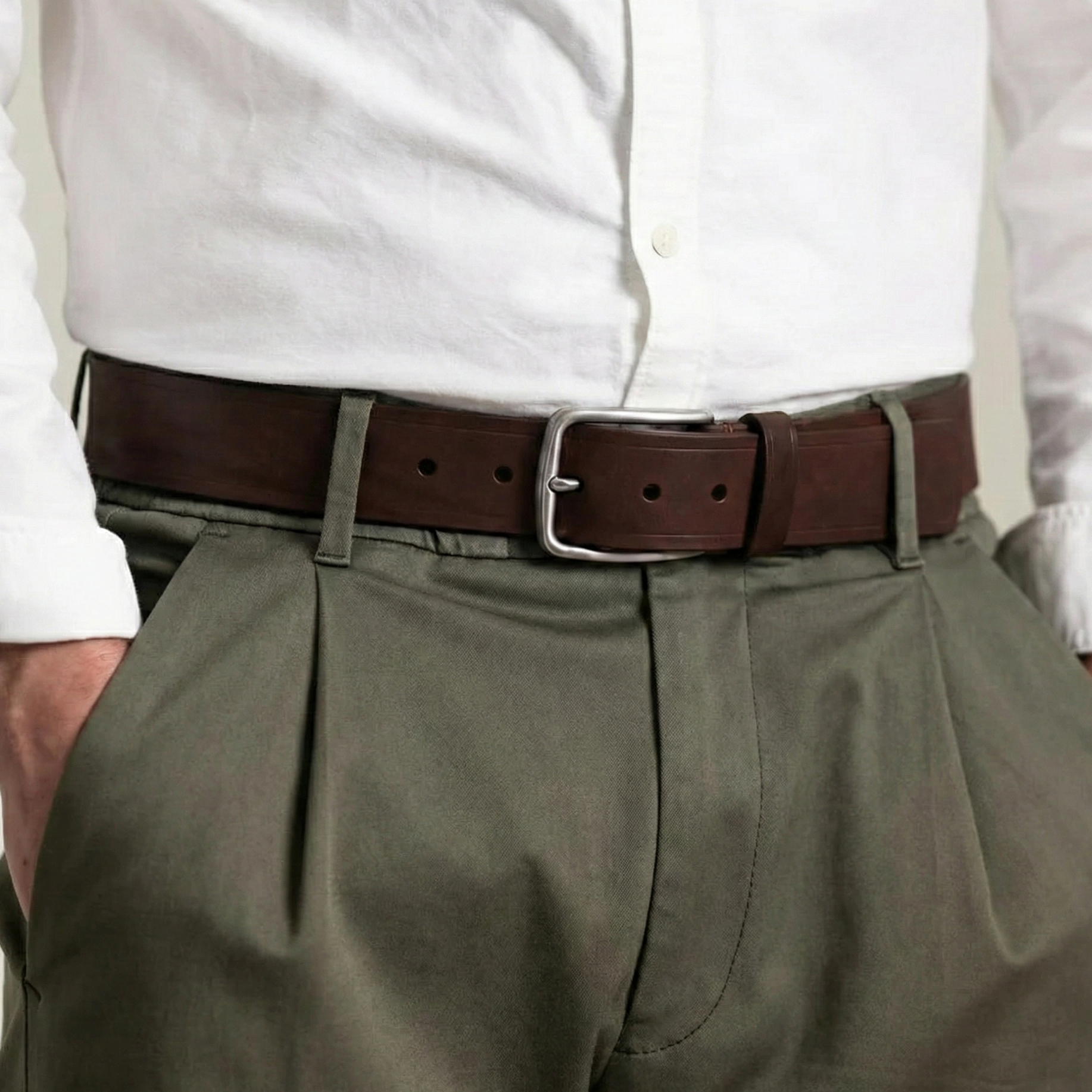 Treuer Begleiter: komfortabler Herren Jeansgürtel mit massiver Edelstahl-Schnalle, 4 cm breit: „Jakob“ in Braun – süddeutsche Bullen-Hälse 4-5mm dick